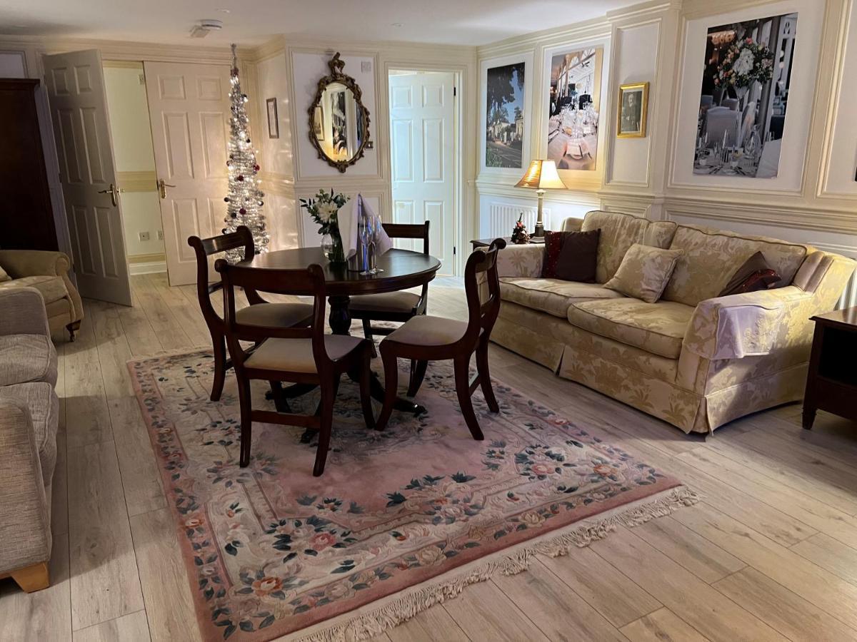 The Lord Bute 5* Highcliffe